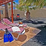 Casa Oasis - - Garten - Meerblick 度假居 拉帕拉德